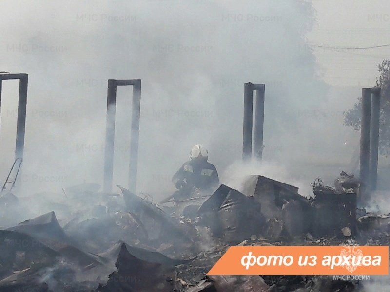 Пожарно-спасательное подразделение Ленинградской области ликвидировало пожар в г. Сосновый Бор